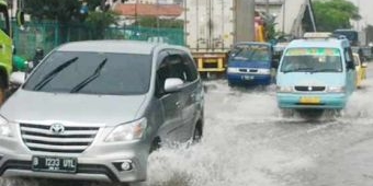 Diguyur Hujan Semalam, 13 Jalan Protokol Ibu Kota Tergenang Banjir