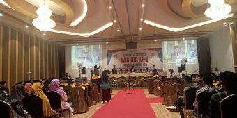 Gelar Wisuda yang ke-V, Ketua STISA Pamekasan Apresiasi Perjuangan Wisudawan