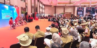 Talkshow The Cooler Earth Tandai Puncak CIMB Niaga Journalist Class & Workshop