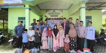 Peringati 1 Muharram 1447 Hijriah, KUA Sarirejo Lamongan Beri Santunan Anak Yatim dan Difabel