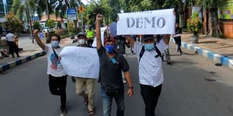 ​Kekerasan Terhadap Wartawan di Situbondo Menuai Reaksi, Puluhan Jurnalis di Probolinggo Gelar Aksi