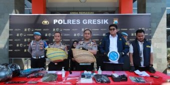 Arena Judi Sabung Ayam di Wringinanom Digrebek, Polres Gresik Amankan 6 Orang