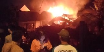 Pasar Gondang Legi Kebakaran, Ratusan Pedagang Tak Sempat Evakuasi Dagangan