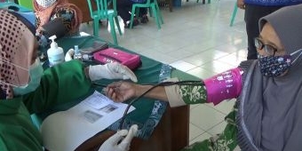 Kelurahan Kauman Nganjuk Gelar Serbuan Vaksinasi 300 Dosis