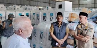 Tinjau Logistik Pemilu 2024, Pj Bupati Bangkalan Minta Tingkatkan Pengamanan Gudang