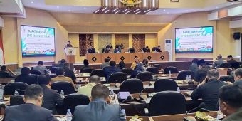 Gelar Rapat Paripurna, DPRD Minta Pemkab Tuban Selesaikan Rekomendasi BPK RI
