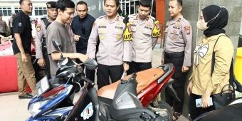 Kapolres Gresik Kembalikan Motor Hasil Curian kepada Korban