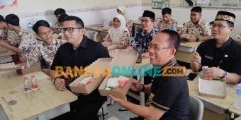 Kota Mojokerto Mulai Uji Coba Makan Bergizi Gratis Bagi 14 Ribu Siswa SD-SMPN