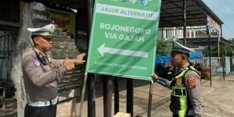 Jelang Nataru 2026, Polres Lamongan Lakukan Pengecekan Jalur Troublespot dan Alternatif