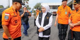 Gubernur Khofifah Dampingi Kepala Basarnas Tinjau Siaga SAR Lebaran di Tanjung Perak