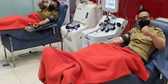 ​Lolos Screening, Jajaran Pemkot Surabaya Mulai Donor Plasma Konvalesen di PMI