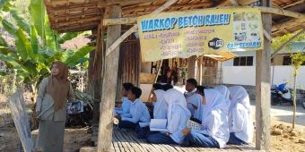 Belajar di Gardu Selama 4 Tahun, SMP di Kedungdung Sampang Butuh Perhatian Pemerintah