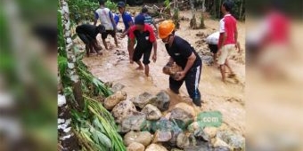 Banjir Terjang Desa Mangunharjo Pacitan