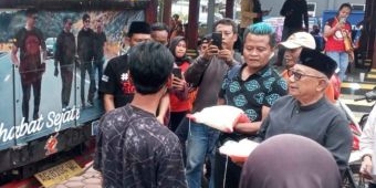 Alasan Bawaslu Kabupaten Blitar Hentikan Penanganan Laporan Bagi-bagi Sembako Pasangan Rijanto-Beky