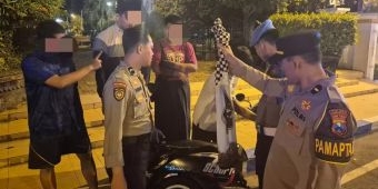 Polisi Gagalkan Aksi Perang Sarung Sejumlah Remaja di Alun-Alun Ponorogo