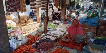 Pedagang Pasar Tradisional Pace Sambat Sepi Pembeli, Kalah Saing dengan Toko Online