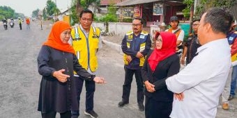 Gubernur Khofifah Tinjau Proyek Pelebaran Jalan Maospati-Magetan, Dorong Konektivitas Mataraman