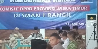 Minta Tak Ada Pengurangan Rombel dari Perubahan SMAN 1 Bangil, Alumni Ancam Gelar Demo