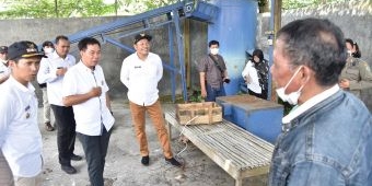 Demo Paguyuban Pengelola TPST di Sidoarjo Tolak Perbup 116 Tahun 2022 Ditunda
