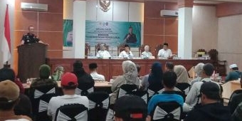 Berantas Rokok Ilegal, Bea Cukai Probolinggo Gandeng PKL