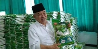 11 Kepala Desa Angkut 11.000 Paket Sedekah Kiai Asep untuk Puluhan Ribu Warganya