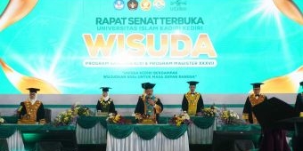 Uniska Kediri Gelar Wisuda Sarjana dan Magister 2026