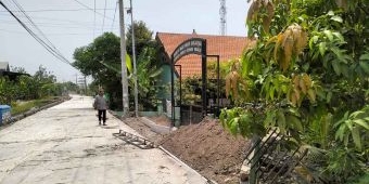 Betonisasi Jalan Banjarsari-Damarsih, Bupati Sidoarjo Berharap Mobilitas Warga Lancar