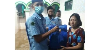 Minta Masjid Jadi Posko, DMI Salurkan Bantuan Untuk Korban Banjir di Tanah Rendah Kampung Melayu