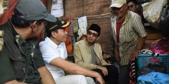 Didampingi Ketua Baznas dan Kadinsos, Plt. Bupati Sidoarjo Sidak ke RTLH Warga