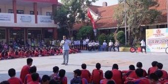 Pj Wali Kota Mojokerto Ajak Pelajar Budayakan Bersepeda