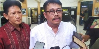 Polemik Ruko Simpang Tiga Jombang, Penghuni 'Melawan'