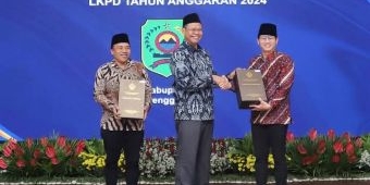 Pertahankan Opini WTP, Bupati dan Ketua DPRD Trenggalek Terima LHP Keuangan Daerah