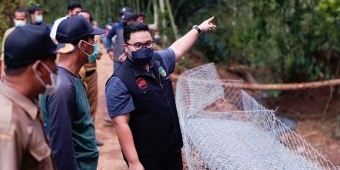 Tinjau Lokasi Bencana, Bupati Kediri Canangkan Pipanisasi di Lereng Wilis