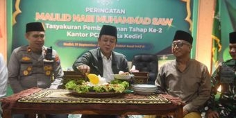 Gus Qowim Hadiri Maulid Nabi dan Tasyakuran Kantor PCNU Kota Kediri Tahap 2