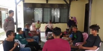 Pria di Lamongan Terekam CCTV Curi Pakaian Dalam Penghuni Kos, Polsek Brondong Gelar Mediasi