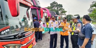 Ramp Check Bus Wisata di Pasuruan, Sejumlah Armada Dilarang Beroperasi