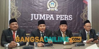 Respons Pimpinan DPRD Gresik soal Belum Cairnya Bosda, BK, dan BHP