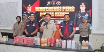 Polres Kediri Tetapkan 1 Tersangka Keracunan Miras yang Tewaskan 3 Pemandu Lagu