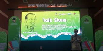Eks Bupati Magetan dan Penulis Suprawoto Tekankan Pentingnya Literasi bagi Guru dan Siswa di Madiun