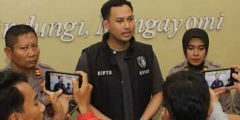 Pemandu Lagu di Kediri Tewas Diduga Keracunan Miras, 2 Lainnya Kritis