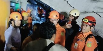 Wagub Emil Turun di Proses Evakuasi Musala Ponpes Ambruk di Sidoarjo: Kebutuhan Santri Tercukupi
