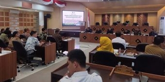 Perwakilan Surabaya Tak Hadir, Komisi II DPRD Tuban Reschedule Mediasi Kelenteng Kwan Sing Bio