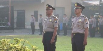 2 Personel Polres Mojokerto Kota ini Naik Pangkat