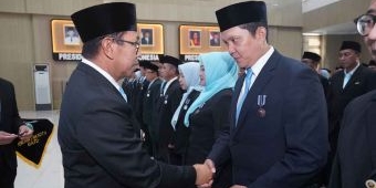 156 ASN Kota Batu Terima Satyalancana Karya Satya