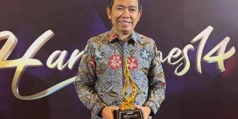 Bupati Jember Terima Penghargaan Atas Komitmen di Bidang Kesehatan dan Pendidikan