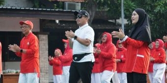 Bersama Lansia, Wali Kota Pasuruan Gelar Senam Tera di Hari Jadi Daerah yang ke-340