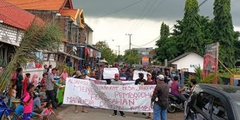 Demo, Warga Jogodalu Minta Pelaku Pernikahan Manusia dengan Kambing Diproses Hukum
