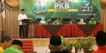 Wawali Gus Qowim Hadiri Muscab PKB Kota Kediri.