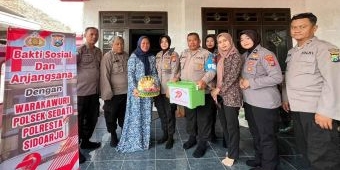 Peringati Hari Bhayangkara ke-79, Polsek Sedati Gelar Bhakti Sosial dan Anjangsana ke Warakawuri