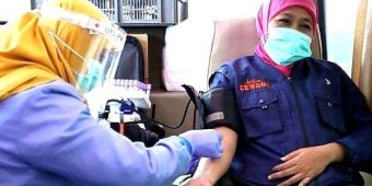 Tingkatkan Solidaritas Kemanusiaan, Gubernur Khofifah Ajak Masyarakat Ikuti Donor Darah